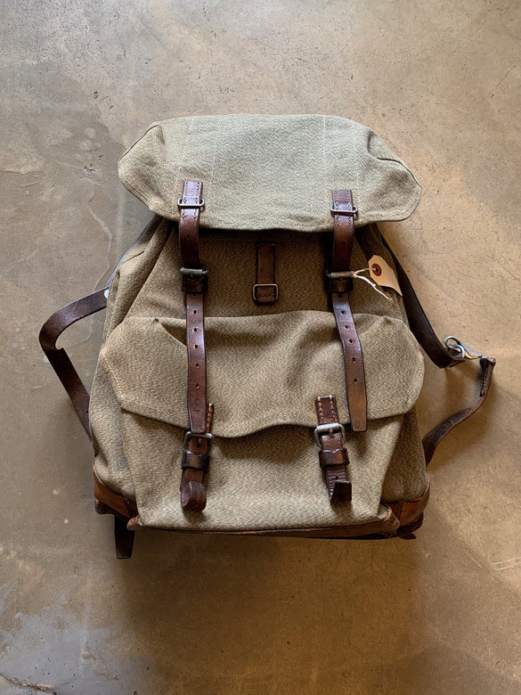 VINTAGE 60’S SWISS MILITARY BACK PACK
