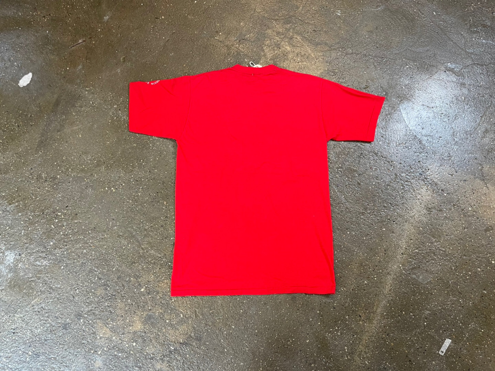 반팔 티셔츠 레드 색상 이미지-S1L9
